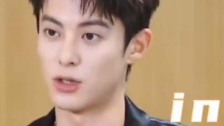 I can't laugh anymore. Wang Hedi was stunned when he heard Bai Lu's laughter. Let's go to another wo