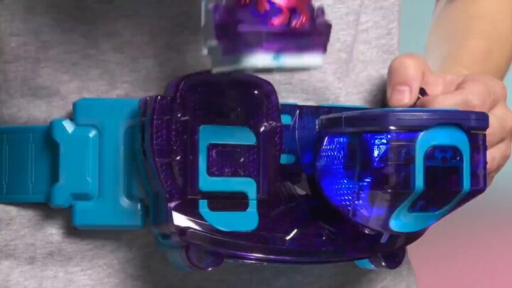 DX Kamen Rider Revice Transformasi Belt REVICE DRIVER CM Iklan