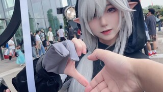 "Head Pat Kill" ที่งานนิทรรศการการ์ตูน Jiage