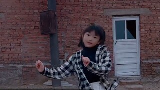 Yuanyuan's dance "Several Years" is pretty good. I'll use my sister's account to arrange it!