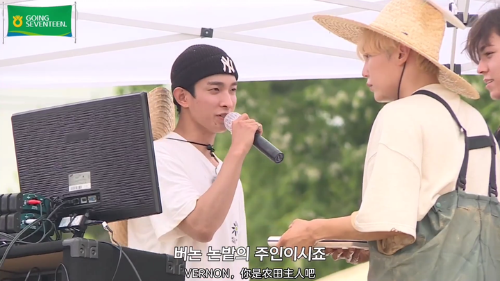 أدى تشوي هان يول فيرنون النسخة الفنية القديمة من أغنية "أنا الأكثر شعبية" بشكل مثالي.