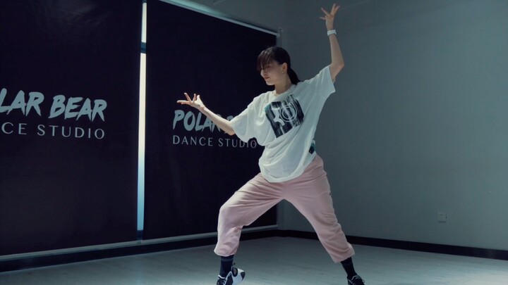 [White Bear Dance] "How You Like That (Remix)" Vicki's in-class video + breakdown