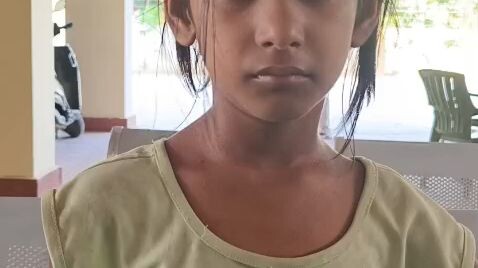Badh me ladki gum ho gai hai