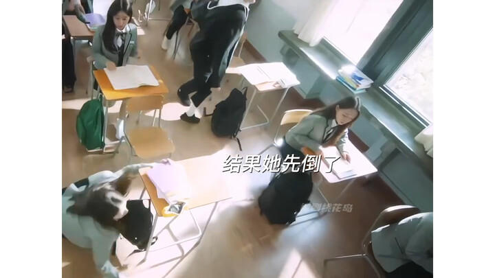 The arrival of the over-competitive top student as the female lead knocks the ever‑first‑place male 