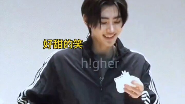 [Park Sung-hoon] When You Hand Your Idol a Love-Confession Note at a Fan Sign Event 231202 Offline F