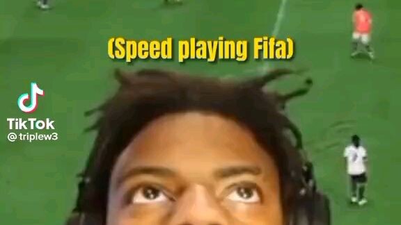 Speed playing fifa🤣