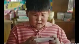 这孩子缺少社会的毒打啊