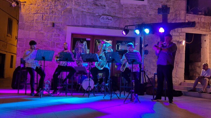 Bei Mir Bist du Schon