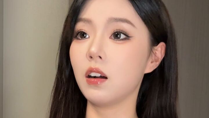 Bạn là loại người nào, tôi sẽ có sắc mặt tương ứng~