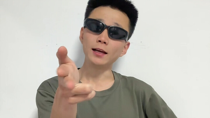 اكتشفت لاحقًا أن تي قان كان في الواقع يُجَرّ ويُساق من قبل قائد الفرقة!