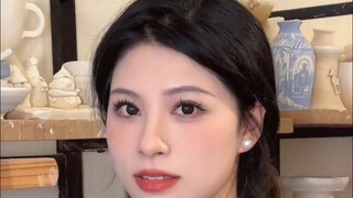 年纪轻轻就有这韵味