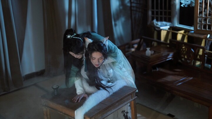 “看你受伤，给你喂了点椿药。”