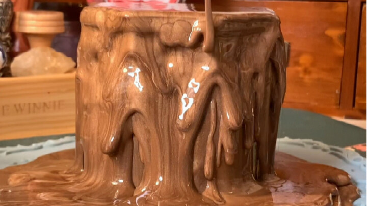 Mencoba membuat sebuah rumah pohon kecil dengan segel lilin, tempat tinggal peri dan elf dalam donge