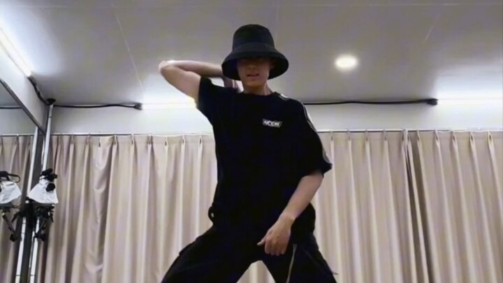 【卓沅】3.24Vlog新鲜的跳舞沅儿 帅啊