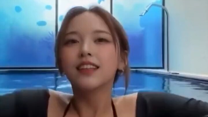 “พี่สาวจ๋า ตรงไหนของพี่ใหญ่เหรอ?”