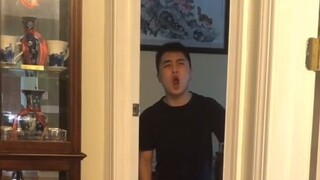 美国朋友骂他妈妈的时