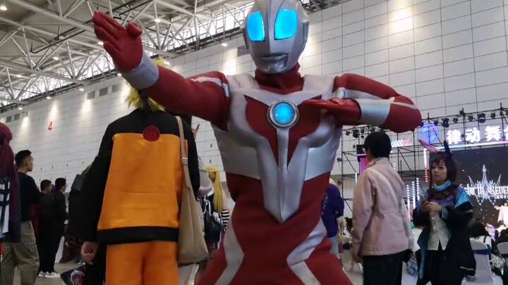 【Millennium Ultraman】⚡ Những chiến binh ưu tú đã có mặt! Siêu nhân đỏ với vẻ ngoài đặc biệt xuất hiệ