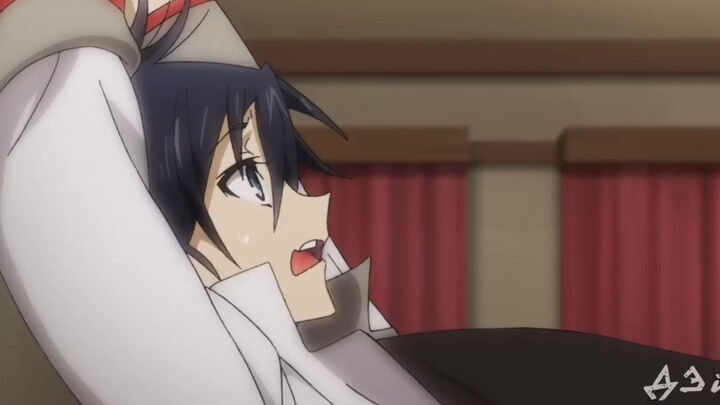 pria ini dipaksa layani tante