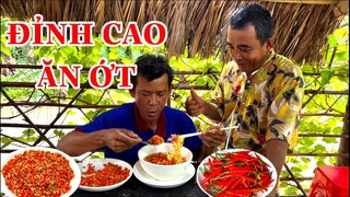 Tay Này Bộ Muốn Phá Kỷ Lục Ăn Ớt Hay Sao Mà Ăn Dữ Vậy Trời | ATĐQ