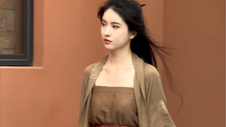When Hanfu videos are without background music…