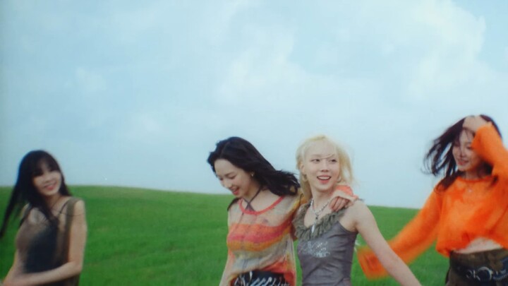 aespa's new song "Live My Life" MV released