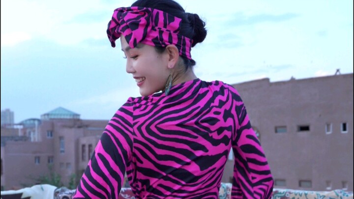 I have been to so many places, but I still miss Xinjiang. Everything I see is beautiful.