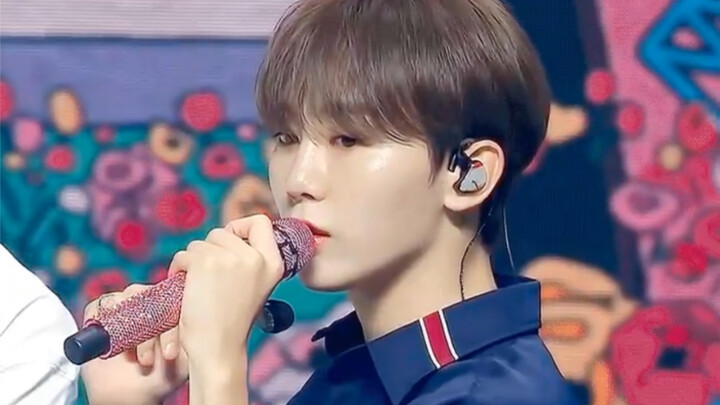 [Kim Seong-kwon] This part with the mic on, blasting through those high notes, is unbelievably stunn