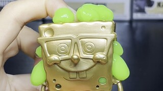 Mainan kotak buta spongebob emas
