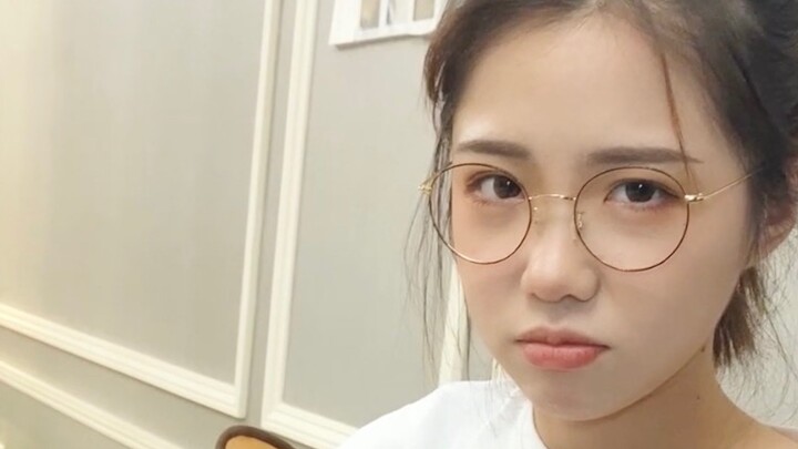 Hasrat berbagi adalah rasa aman, sekaligus romantisme paling tinggi~