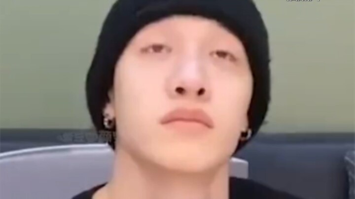 当爱豆听到有脏话的歌词时