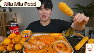 Cách làm và thưởng thức bánh gạo, mì cháy, que phô mai với bánh mì xúc xích 5 #MiuMiuFood