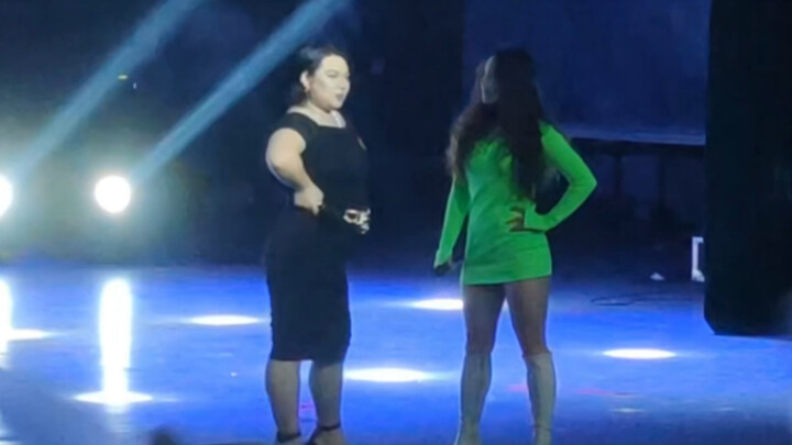 งานเลี้ยงจบการศึกษามหาวิทยาลัยเพลง “Bang Bang” เรียกเสียงฮือฮาสุดๆ!! ทั้งหมดเต็มไปด้วยพลังแบบจัดเต็ม