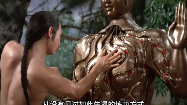 A training method I've never seen before: Hung Hei-kwun practices Tiger-style boxing against a bronz