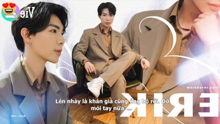 Erik làm 'dậy sóng' đêm diễn Trượt tay rơi micro xuống đất, vẫn có tiếng hát