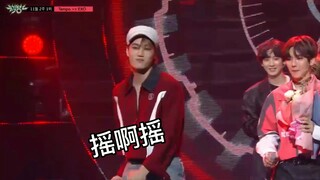 أفكار EXO الداخلية أثناء رقص التتابع