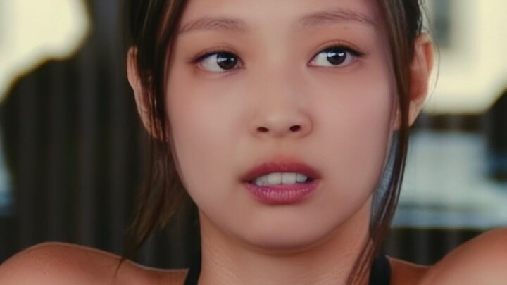 [4K Vertical] JENNIE Gets Totally Hooked on “One Of The Girls” in Stunning 4K — She’s So Excited She