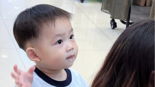 他也太容易满足了吧..