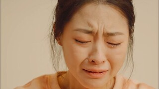 外婆变成了很小的盒子，很容易拿起，却很难放下