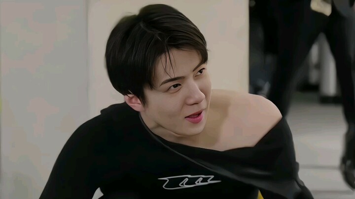 【อู ซีฮุน】บอกว่าเขาถือศีลธรรมของผู้ชายก็จริง แต่ก็รู้สึกว่ามันไม่ใช่อีกแบบหนึ่ง