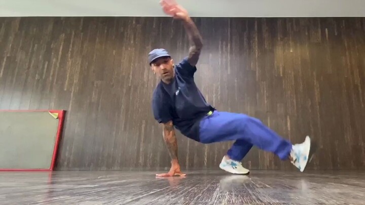 【Tutorial】Koleksi Variasi dan Ekstensi Enam Langkah Bboy Jey!