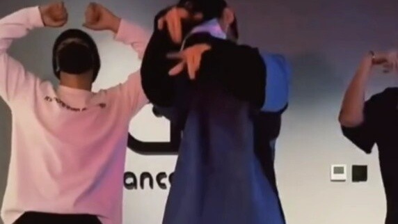 Let's see the strength of the domestic entertainment dance