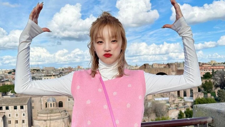 Blue skies, white clouds, and an energetic puppy! Yujie’s Fate challenge in Rome 【GIDLE】