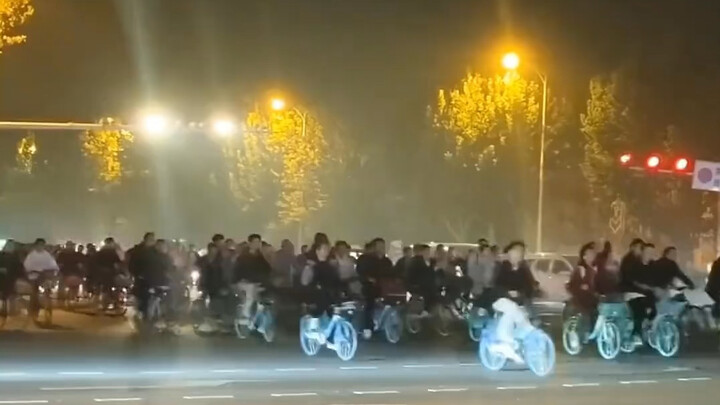 Wisata Budaya Kaifeng lembur semalaman! Wisata Budaya Kaifeng: Kalau memang mau, kami ingin jadi ora