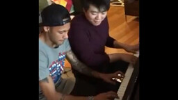 Bạn tôi Neymar văn võ song toàn, hãy cố lên nhé, chú ngựa của World Cup!