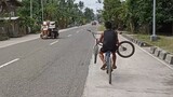 INSANE CYCLIST TRICKS| ONLY IN THE PHILIPPINES