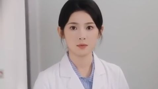 Dokter dingin tak pernah dekat wanita,sampai intern 20 tahun datang periksa gigi