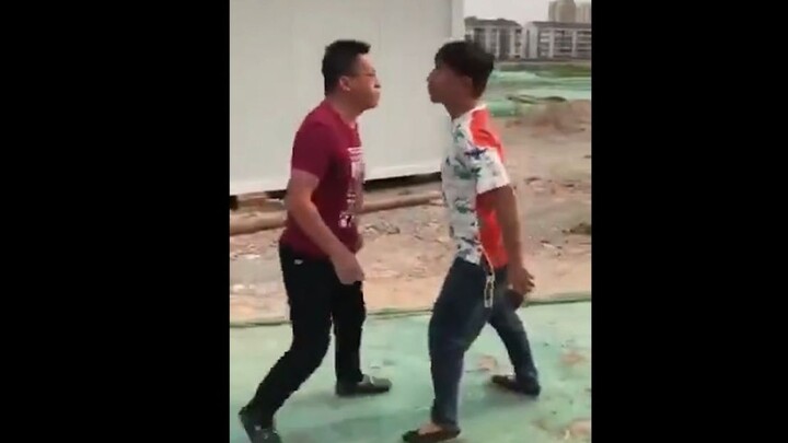 【Meyakinkan】Pria sejati berbicara, bukan bertindak dengan tangan