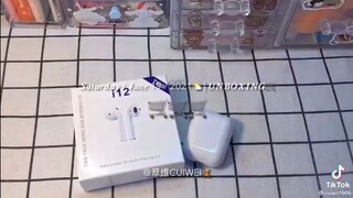 [ Tik Tok Việt Nam ] Unboxing tai nghe bluetooth i12 😘