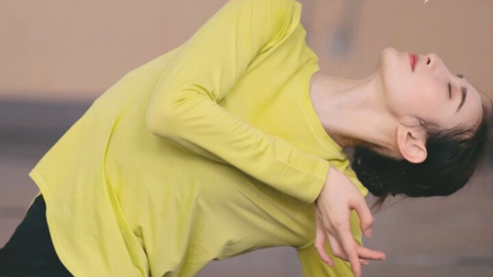 Latihan Tari Klasik Penghargaan Teratai ke-13 "Yi An Zui"