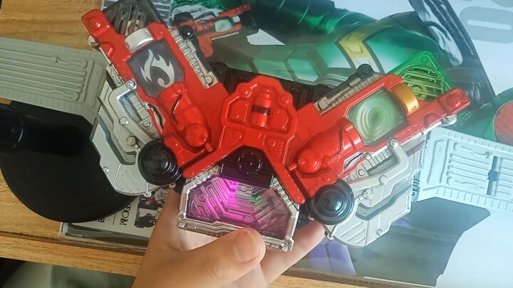 [เรื่องโจ๊กเกอร์ 26 โทนของเหวินเหวิน] เปลี่ยนไม่ได้เหรอ?